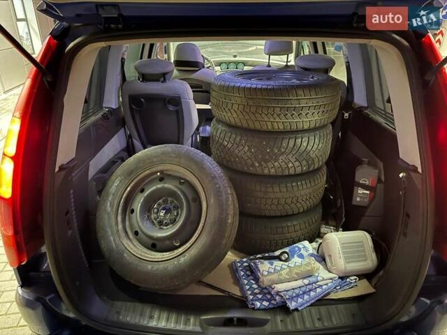 Синій Сітроен С8, об'ємом двигуна 2.23 л та пробігом 362 тис. км за 4200 $, фото 13 на Automoto.ua