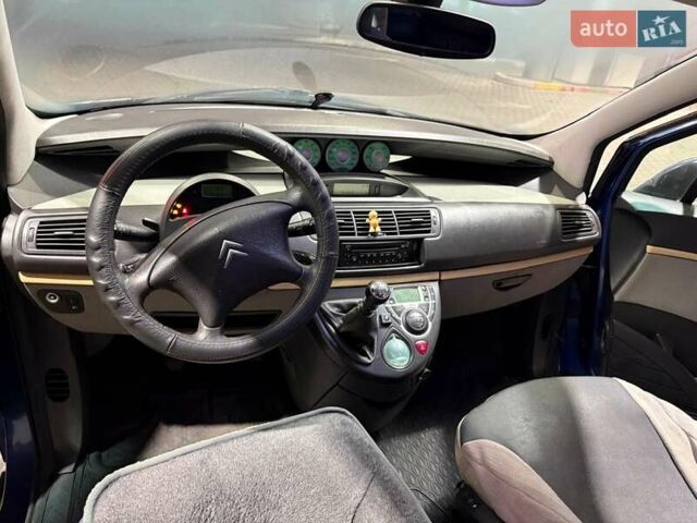 Синій Сітроен С8, об'ємом двигуна 2.23 л та пробігом 362 тис. км за 4200 $, фото 11 на Automoto.ua