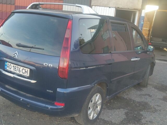 Синій Сітроен С8, об'ємом двигуна 2.2 л та пробігом 320 тис. км за 4200 $, фото 3 на Automoto.ua