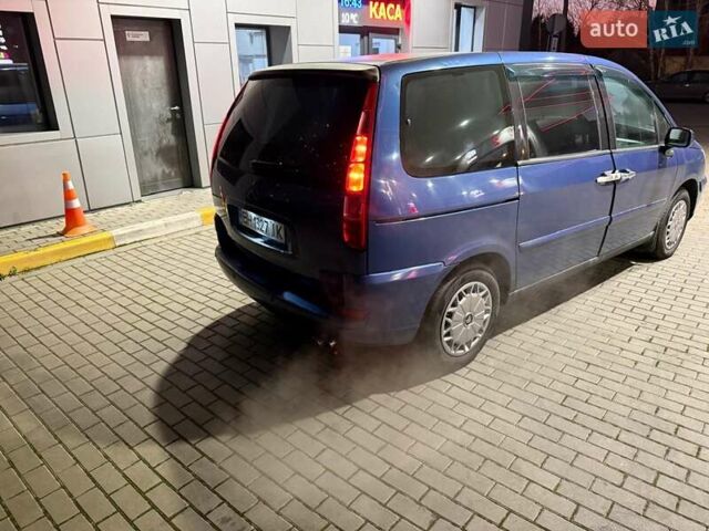 Синій Сітроен С8, об'ємом двигуна 2.23 л та пробігом 362 тис. км за 4200 $, фото 4 на Automoto.ua