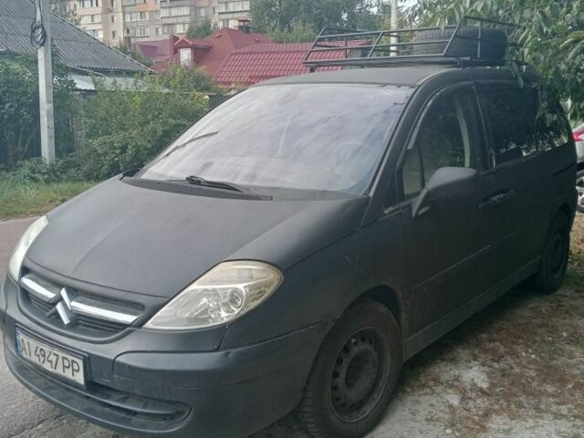 Синий Ситроен С8, объемом двигателя 2.2 л и пробегом 280 тыс. км за 5600 $, фото 1 на Automoto.ua