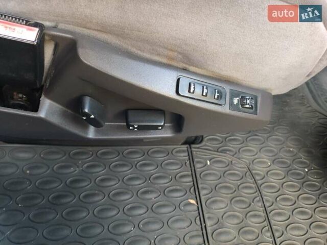 Синій Сітроен С8, об'ємом двигуна 2.2 л та пробігом 270 тис. км за 5300 $, фото 8 на Automoto.ua