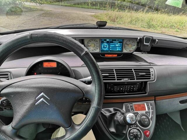 Синий Ситроен С8, объемом двигателя 2.2 л и пробегом 286 тыс. км за 5600 $, фото 6 на Automoto.ua