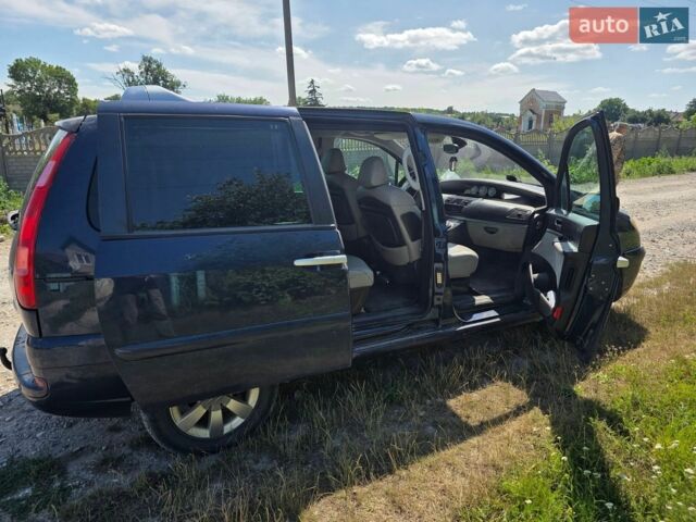 Синий Ситроен С8, объемом двигателя 2 л и пробегом 354 тыс. км за 3500 $, фото 1 на Automoto.ua