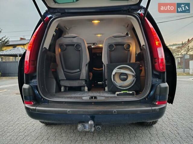 Сітроен С8 2007 у Дубно на Automoto.ua Синій Сітроен С8, об'ємом двигуна 2 л та пробігом 272 тис. км за 5500 $, фото 10 на Automoto.ua