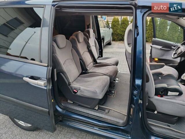 Сітроен С8 2007 у Дубно на Automoto.ua Синій Сітроен С8, об'ємом двигуна 2 л та пробігом 272 тис. км за 5500 $, фото 5 на Automoto.ua