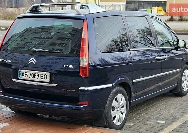 Синій Сітроен С8, об'ємом двигуна 2 л та пробігом 290 тис. км за 6500 $, фото 5 на Automoto.ua