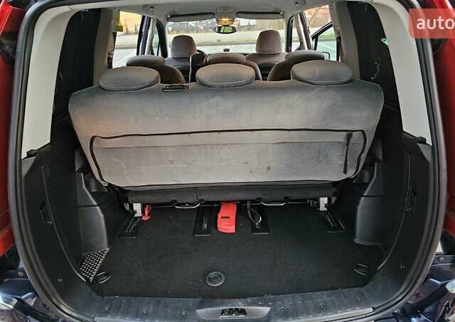 Синій Сітроен С8, об'ємом двигуна 2 л та пробігом 290 тис. км за 6500 $, фото 25 на Automoto.ua