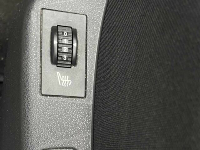 Белый Ситроен ДС, объемом двигателя 1.6 л и пробегом 97 тыс. км за 8300 $, фото 14 на Automoto.ua