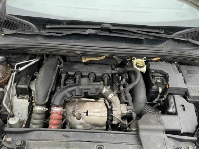 Белый Ситроен ДС, объемом двигателя 1.6 л и пробегом 97 тыс. км за 8300 $, фото 18 на Automoto.ua