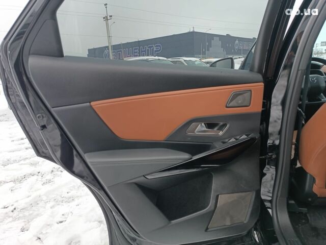 Чорний Сітроен ДС, об'ємом двигуна 1.6 л та пробігом 97 тис. км за 33600 $, фото 37 на Automoto.ua