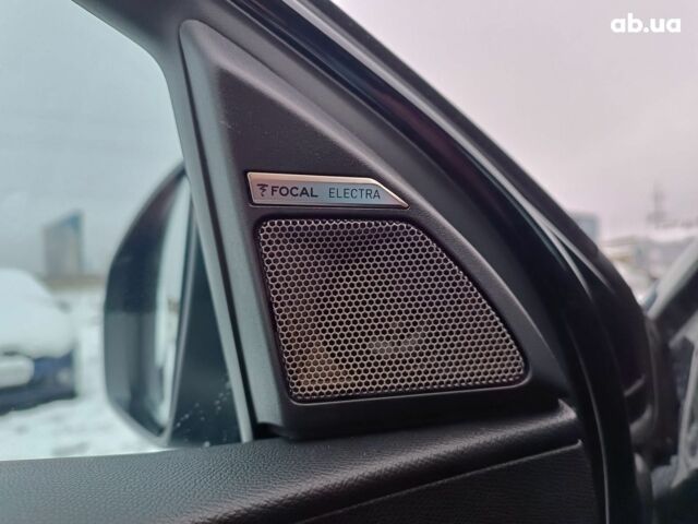 Чорний Сітроен ДС, об'ємом двигуна 1.6 л та пробігом 97 тис. км за 33600 $, фото 24 на Automoto.ua