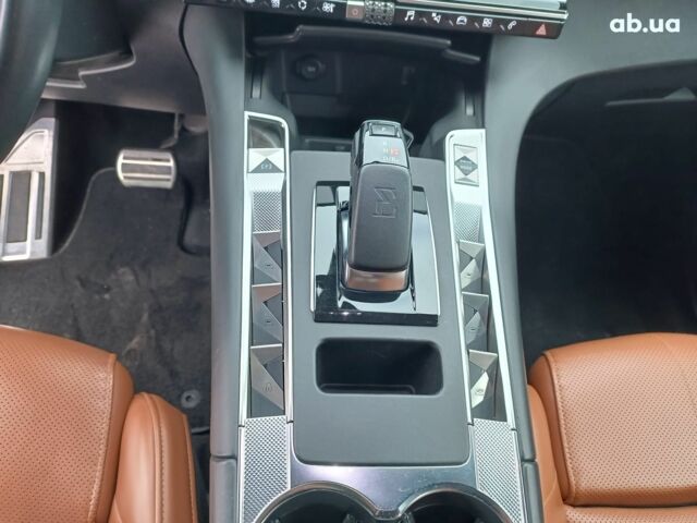 Чорний Сітроен ДС, об'ємом двигуна 1.6 л та пробігом 97 тис. км за 33600 $, фото 33 на Automoto.ua