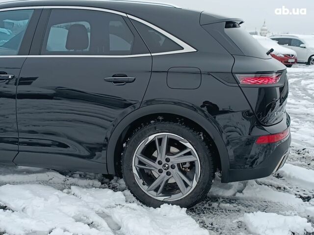 Чорний Сітроен ДС, об'ємом двигуна 1.6 л та пробігом 97 тис. км за 33600 $, фото 5 на Automoto.ua