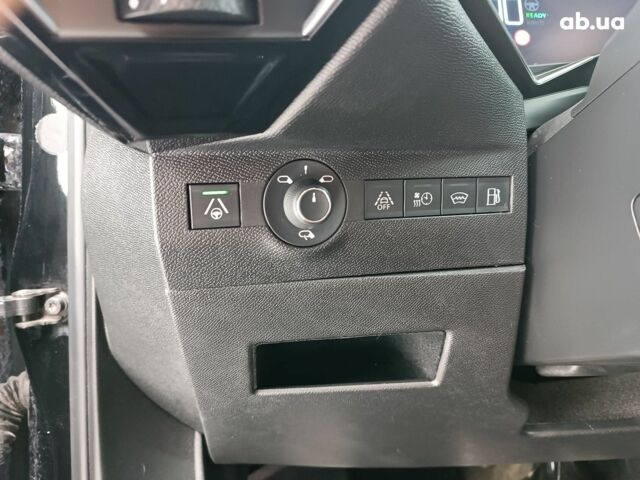 Чорний Сітроен ДС, об'ємом двигуна 1.6 л та пробігом 97 тис. км за 33600 $, фото 29 на Automoto.ua