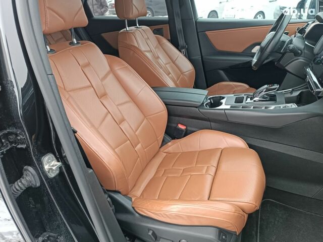 Чорний Сітроен ДС, об'ємом двигуна 1.6 л та пробігом 97 тис. км за 33600 $, фото 43 на Automoto.ua