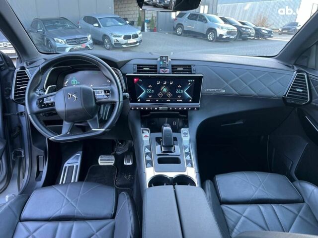 Чорний Сітроен ДС, об'ємом двигуна 2.4 л та пробігом 29 тис. км за 27940 $, фото 40 на Automoto.ua