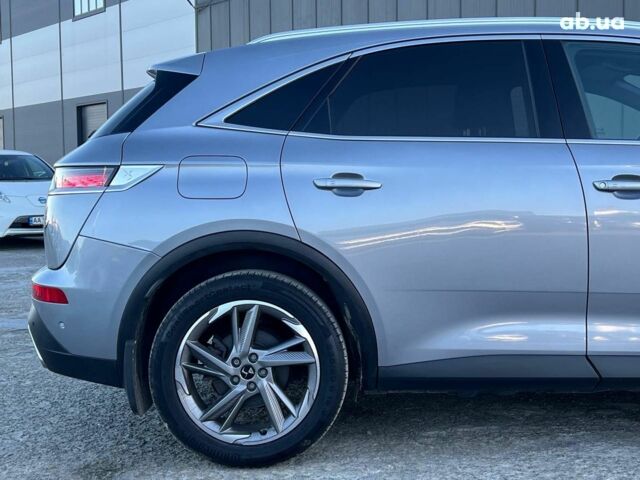 Чорний Сітроен ДС, об'ємом двигуна 2.4 л та пробігом 29 тис. км за 27940 $, фото 7 на Automoto.ua