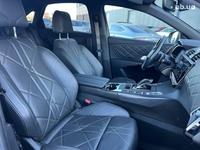 Чорний Сітроен ДС, об'ємом двигуна 2.4 л та пробігом 29 тис. км за 27940 $, фото 44 на Automoto.ua