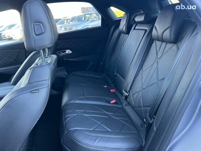 Чорний Сітроен ДС, об'ємом двигуна 2.4 л та пробігом 29 тис. км за 27940 $, фото 38 на Automoto.ua