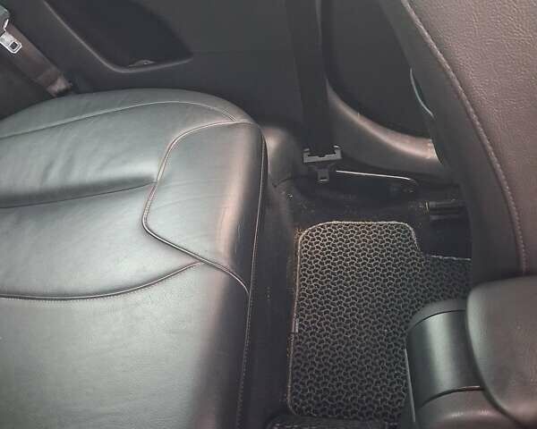 Чорний Сітроен ДС3, об'ємом двигуна 1.6 л та пробігом 275 тис. км за 7000 $, фото 4 на Automoto.ua