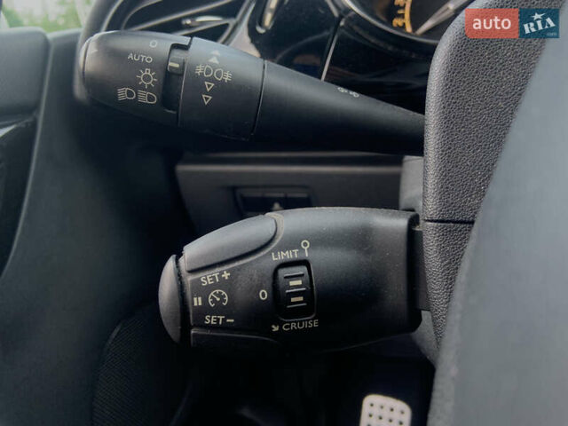 Чорний Сітроен ДС3, об'ємом двигуна 1.6 л та пробігом 272 тис. км за 6190 $, фото 16 на Automoto.ua
