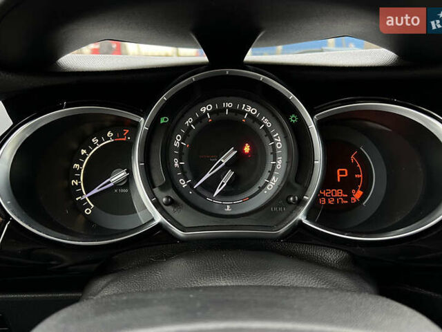 Червоний Сітроен ДС3, об'ємом двигуна 1.6 л та пробігом 131 тис. км за 7200 $, фото 14 на Automoto.ua