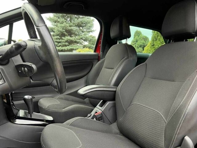 Червоний Сітроен ДС3, об'ємом двигуна 1.6 л та пробігом 131 тис. км за 7200 $, фото 8 на Automoto.ua