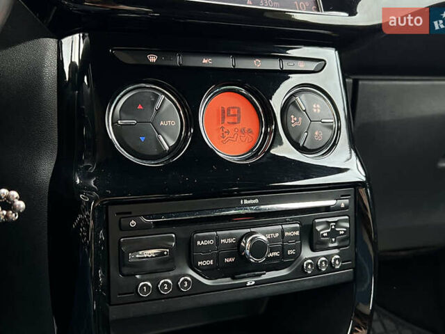 Червоний Сітроен ДС3, об'ємом двигуна 1.6 л та пробігом 131 тис. км за 7200 $, фото 16 на Automoto.ua