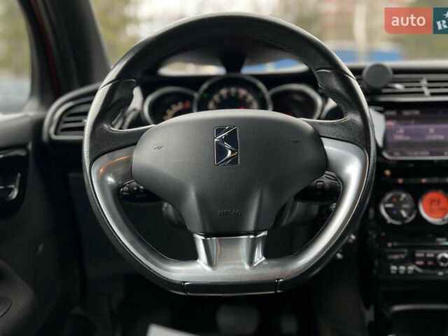 Червоний Сітроен ДС3, об'ємом двигуна 1.6 л та пробігом 131 тис. км за 7200 $, фото 11 на Automoto.ua