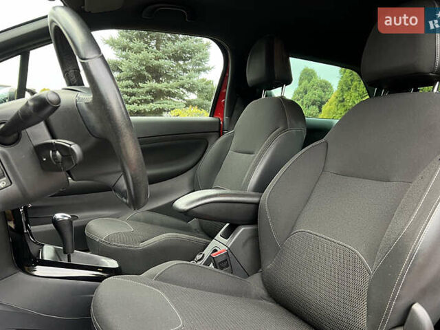 Червоний Сітроен ДС3, об'ємом двигуна 1.6 л та пробігом 131 тис. км за 7200 $, фото 8 на Automoto.ua