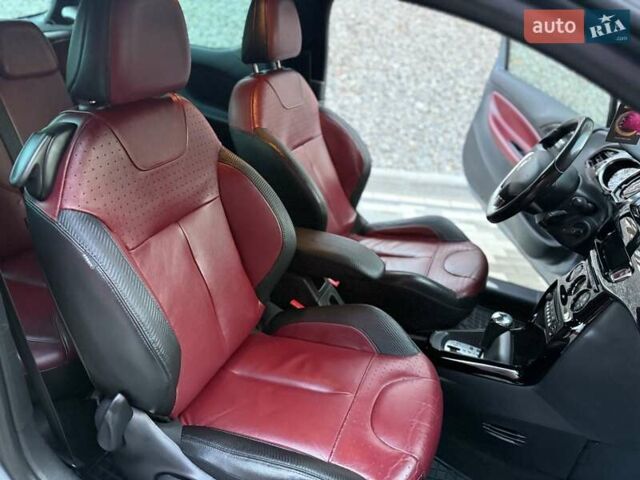 Серый Ситроен ДС3, объемом двигателя 1.6 л и пробегом 129 тыс. км за 6300 $, фото 59 на Automoto.ua