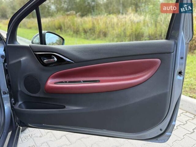 Серый Ситроен ДС3, объемом двигателя 1.6 л и пробегом 189 тыс. км за 6250 $, фото 46 на Automoto.ua