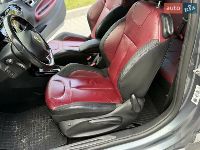 Серый Ситроен ДС3, объемом двигателя 1.6 л и пробегом 189 тыс. км за 6350 $, фото 42 на Automoto.ua