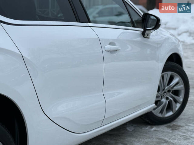 Білий Сітроен ДС4, об'ємом двигуна 1.6 л та пробігом 198 тис. км за 9150 $, фото 25 на Automoto.ua