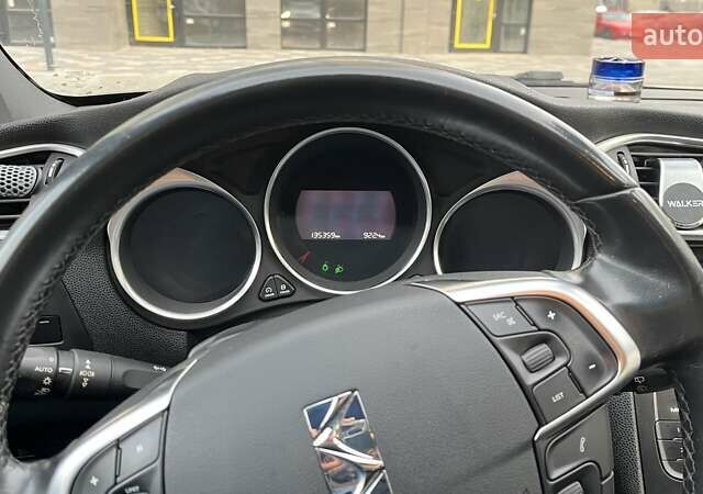 Білий Сітроен ДС4, об'ємом двигуна 1.6 л та пробігом 135 тис. км за 8900 $, фото 4 на Automoto.ua
