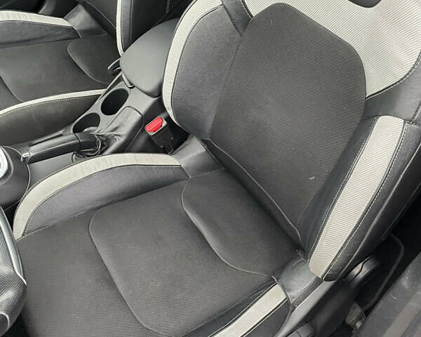 Белый Ситроен ДС4, объемом двигателя 1.6 л и пробегом 96 тыс. км за 8300 $, фото 12 на Automoto.ua