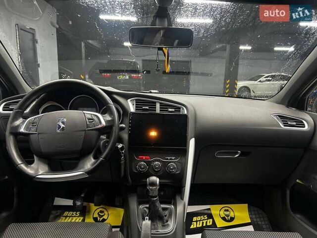 Білий Сітроен ДС4, об'ємом двигуна 1.6 л та пробігом 220 тис. км за 7200 $, фото 11 на Automoto.ua