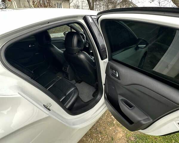 Білий Сітроен ДС4, об'ємом двигуна 1.6 л та пробігом 105 тис. км за 10500 $, фото 7 на Automoto.ua