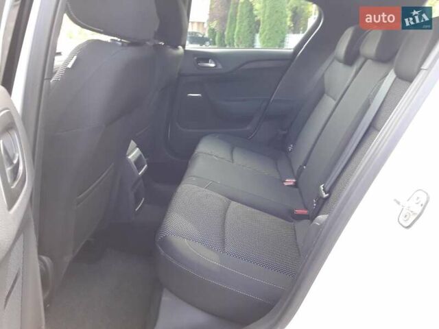 Білий Сітроен ДС4, об'ємом двигуна 1.6 л та пробігом 176 тис. км за 8700 $, фото 18 на Automoto.ua