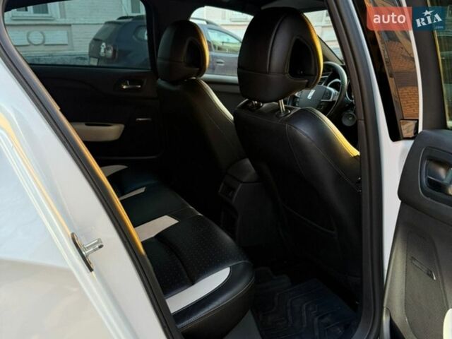 Білий Сітроен ДС4, об'ємом двигуна 1.6 л та пробігом 236 тис. км за 8499 $, фото 24 на Automoto.ua