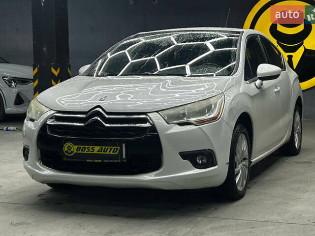 Білий Сітроен ДС4, об'ємом двигуна 1.6 л та пробігом 220 тис. км за 7200 $, фото 2 на Automoto.ua