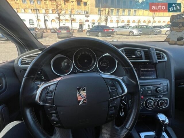 Білий Сітроен ДС4, об'ємом двигуна 1.6 л та пробігом 236 тис. км за 8499 $, фото 22 на Automoto.ua