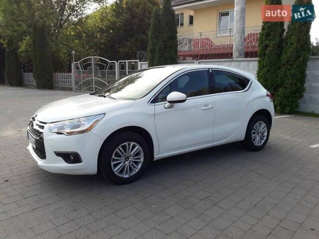 Білий Сітроен ДС4, об'ємом двигуна 1.6 л та пробігом 176 тис. км за 8700 $, фото 13 на Automoto.ua