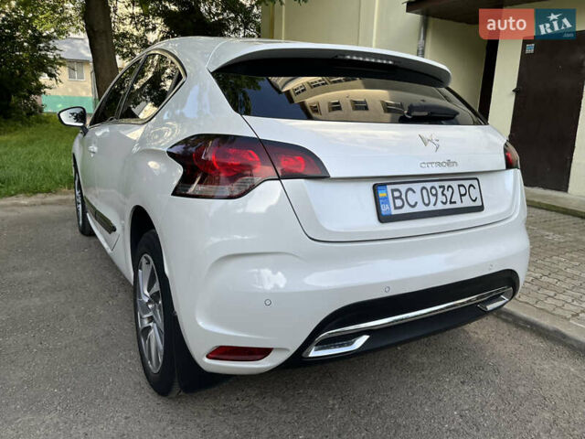 Белый Ситроен ДС4, объемом двигателя 2 л и пробегом 228 тыс. км за 11900 $, фото 10 на Automoto.ua