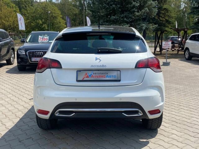 Белый Ситроен ДС4, объемом двигателя 2 л и пробегом 215 тыс. км за 10400 $, фото 5 на Automoto.ua