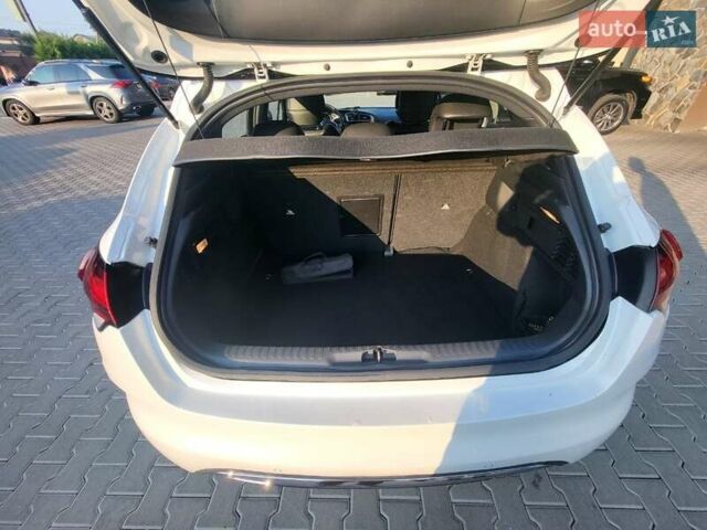 Білий Сітроен ДС4, об'ємом двигуна 2 л та пробігом 79 тис. км за 15300 $, фото 31 на Automoto.ua