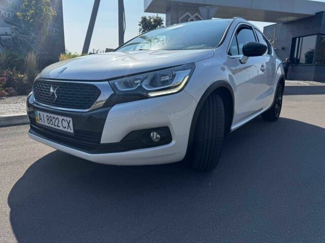 Білий Сітроен ДС4, об'ємом двигуна 1.6 л та пробігом 182 тис. км за 12900 $, фото 1 на Automoto.ua