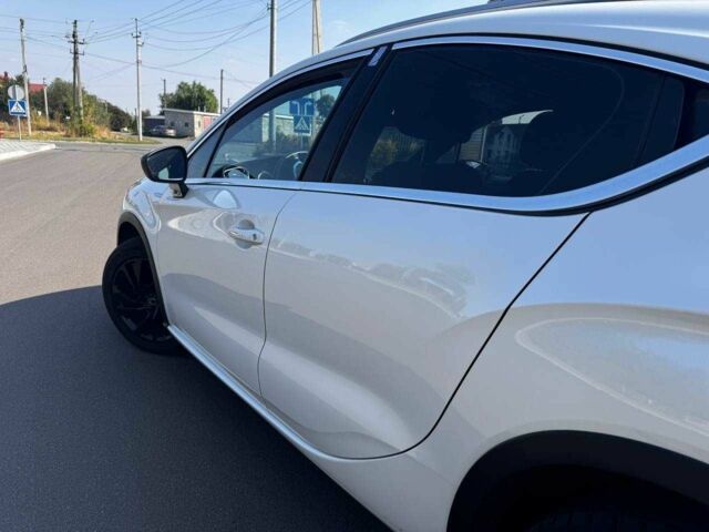 Білий Сітроен ДС4, об'ємом двигуна 1.6 л та пробігом 182 тис. км за 12900 $, фото 5 на Automoto.ua