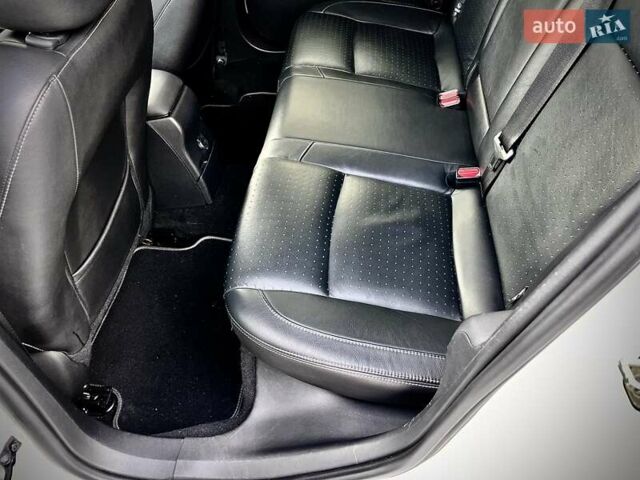 Белый Ситроен ДС4, объемом двигателя 2 л и пробегом 115 тыс. км за 13500 $, фото 13 на Automoto.ua